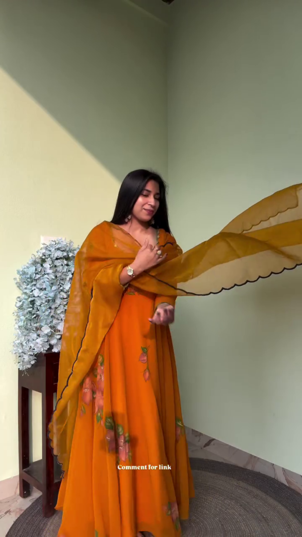 Women Ethnic Motifs Embroidered Regular Kurta with Trousers & With Dupatta