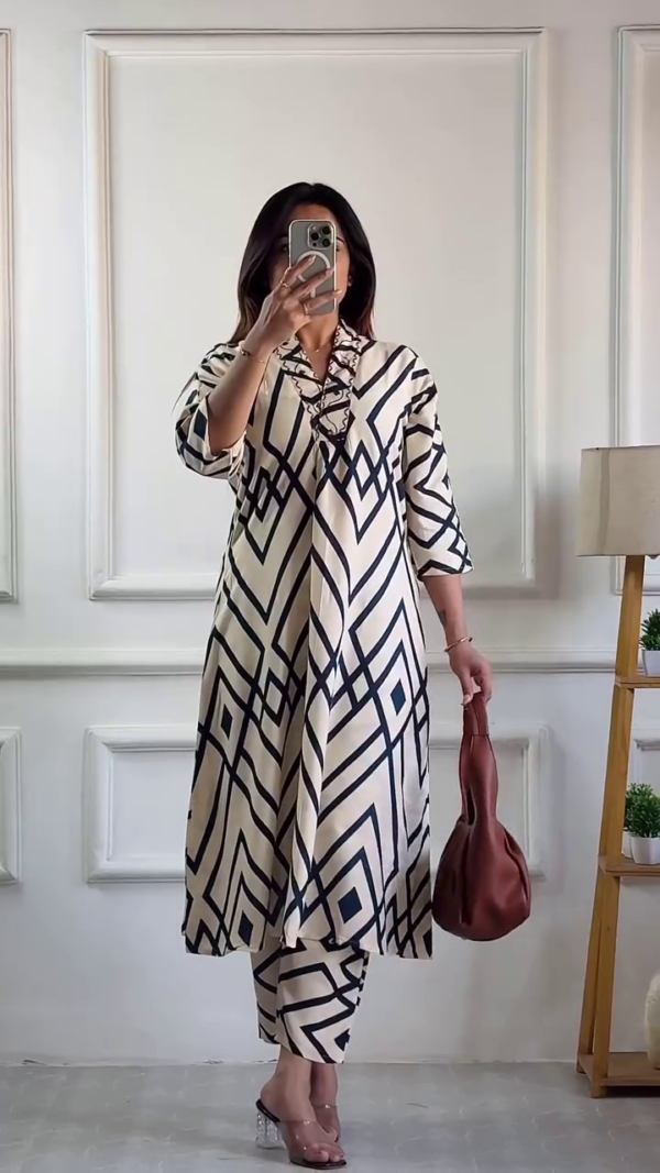 Black and white geometric print kurti pant set