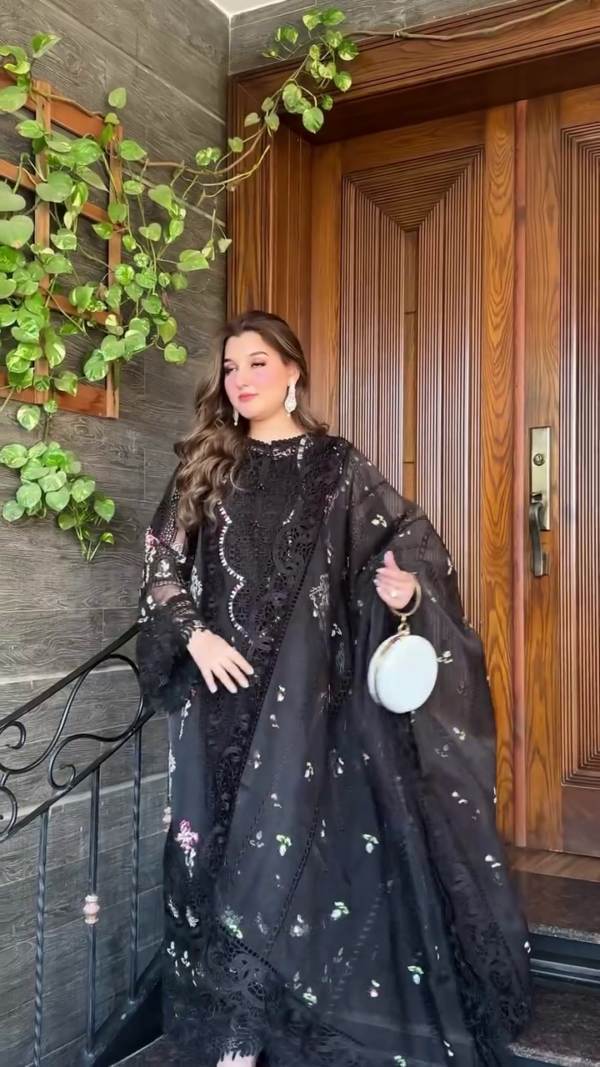 Embroidered V-Neck Cuffed Sleeves Thread Work Kurta ,Palazzos & Dupatta