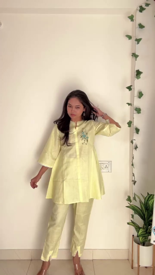 Women Mandarin Collar Tunic With Trousers Casual Co-Ords Set