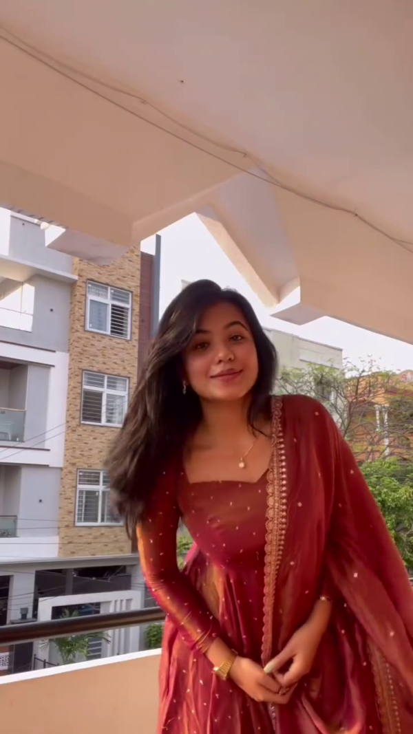 Women Regular Chanderi Silk Kurta with Trousers & With Dupatta