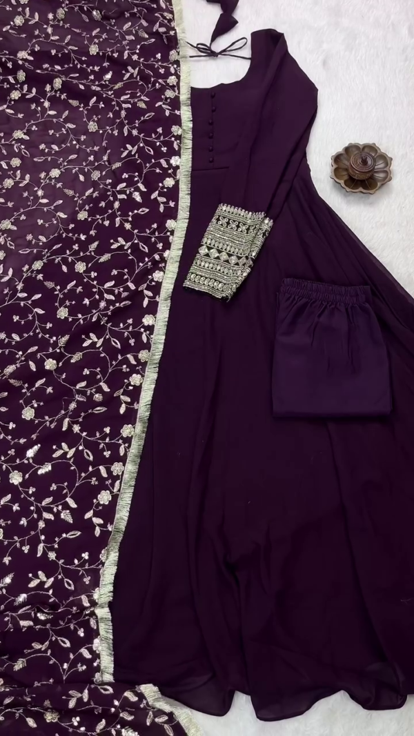 Women Embroidered Anarkali Kurta Set with Dupatta