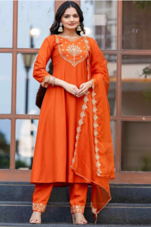 Women Striped Regular Gotta Patti Kurta with Trousers & With Dupatta