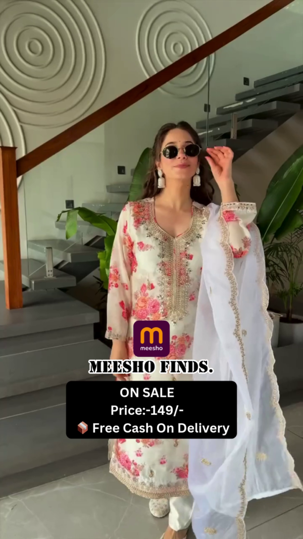 Latest Desinger Off White Color Kurti Bottom With Embrodred Off White Color Dupatta