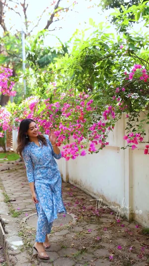 Womens Stylish Rayon Kurta-Pant Set