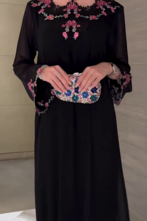 Floral Embroidered Thread Work Straight Kurta With Trousers