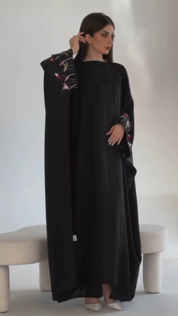 UBAI DESIGN SLEEVES UNIQUE LATEST EMBROIDERED ABAYA WITH BURKHA ABAYA BURQA WITH STYLISH HIJAB BURKHA SET JILBAB KAFTAN SET FOR WOMENS & COLLEGE GIRLS